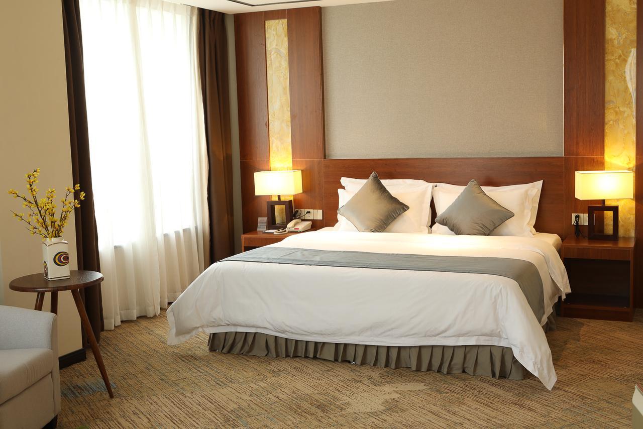Zhi Hui Tang Feng Ze Hotel Chengdu Buitenkant foto