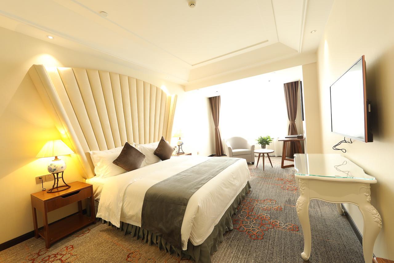Zhi Hui Tang Feng Ze Hotel Chengdu Buitenkant foto