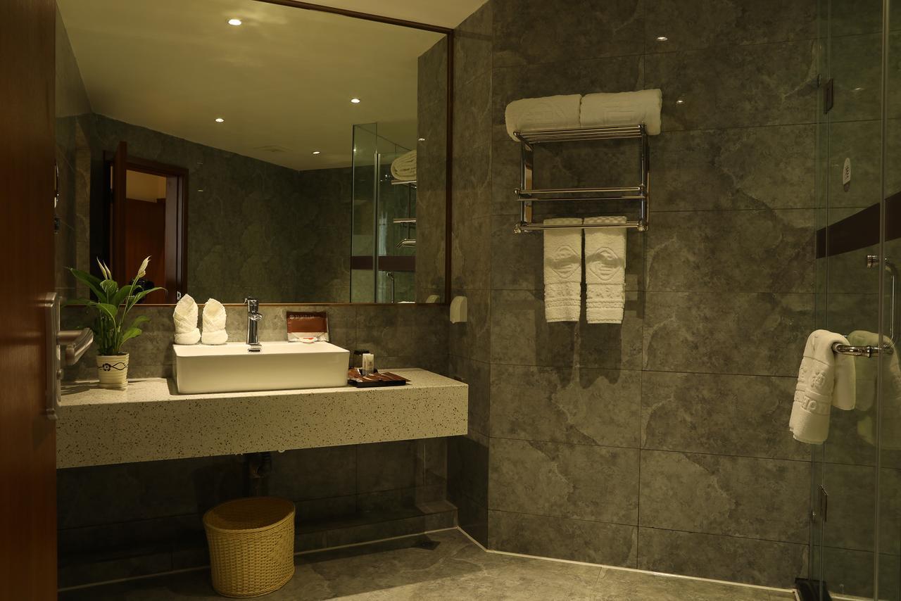 Zhi Hui Tang Feng Ze Hotel Chengdu Buitenkant foto