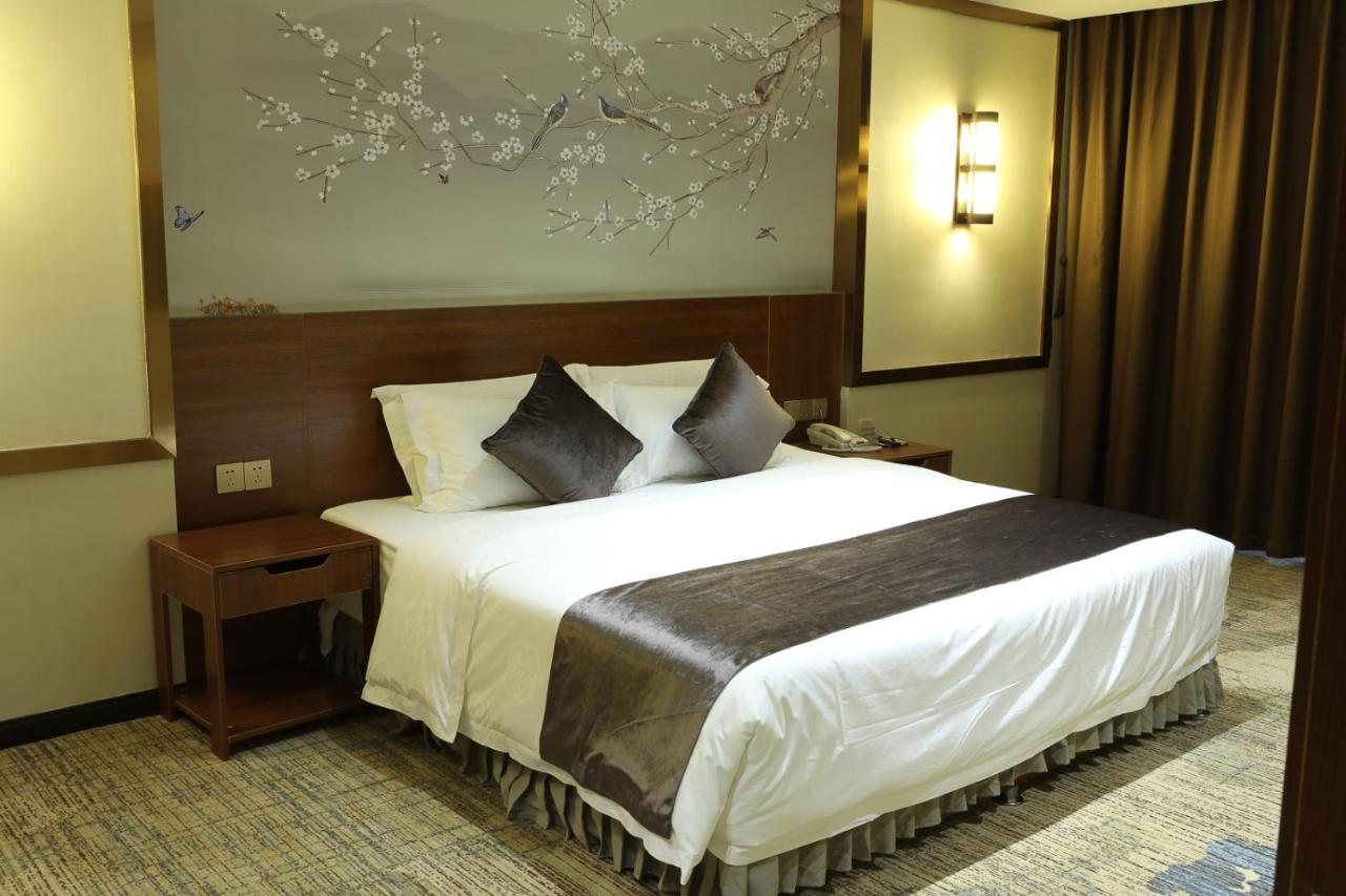 Zhi Hui Tang Feng Ze Hotel Chengdu Buitenkant foto