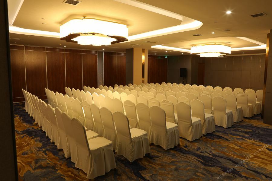 Zhi Hui Tang Feng Ze Hotel Chengdu Buitenkant foto